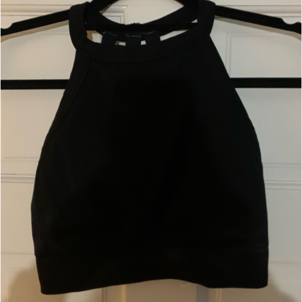 Fabletics Strap Back sports bra/ crop top